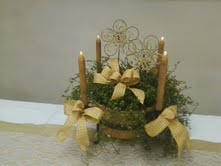 angel vine centerpiece with battery candles