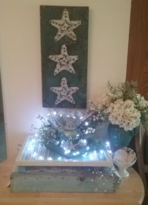 Coastal Christmas Footed tray display