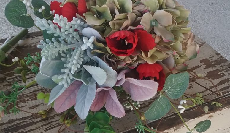How to Make A Hand Tied Bouquet