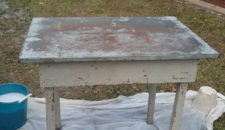 A Quick Potting Bench Makeover