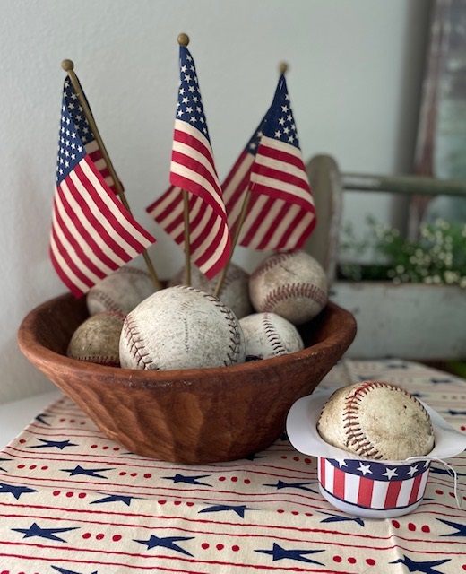 Dough bowl decorated for the Summer