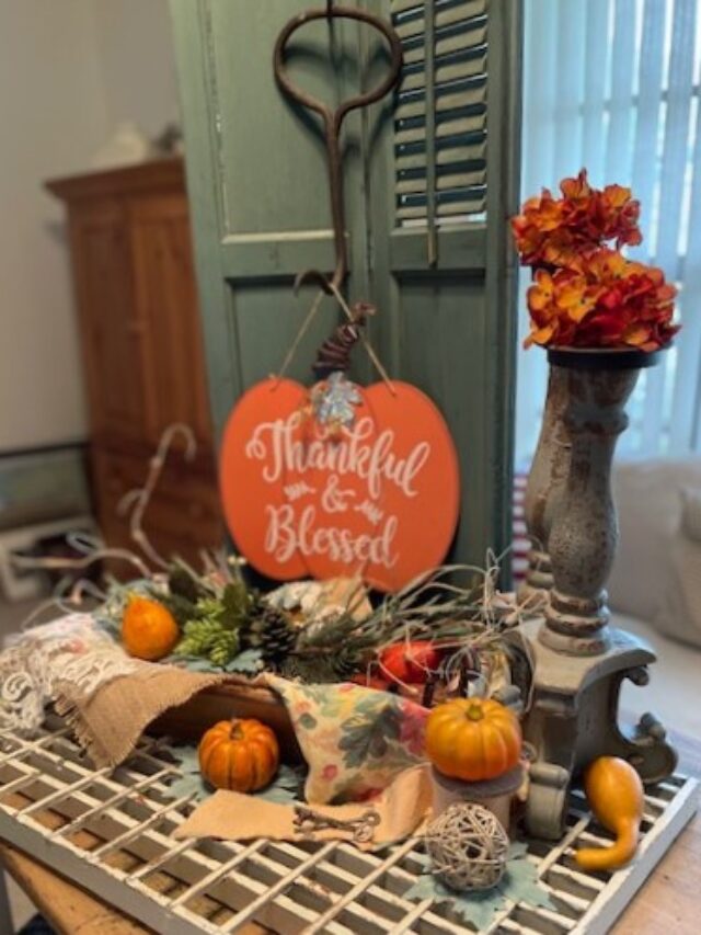 Fall inspired display with a variety of textures