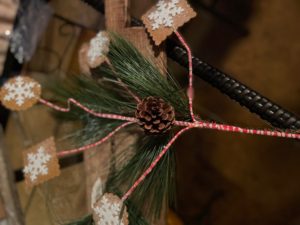 Distressed Wooden Snowflake Spindles, 3/Set