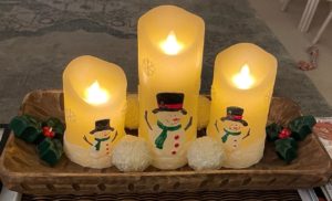 rectangle dough bowl with snowman battery candles