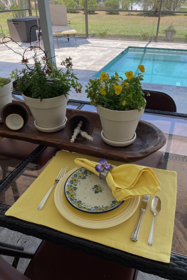 pansy themed place setting