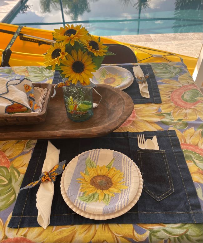 simple summer sunflower table setting