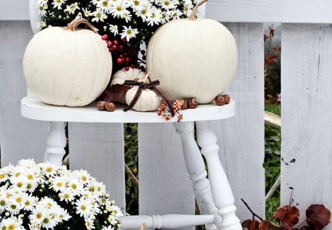Autumn Cottage Style Porch Vignette