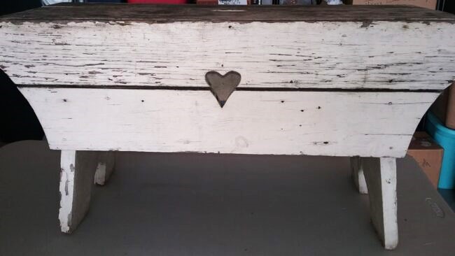 old white wooden bench before being cleaned