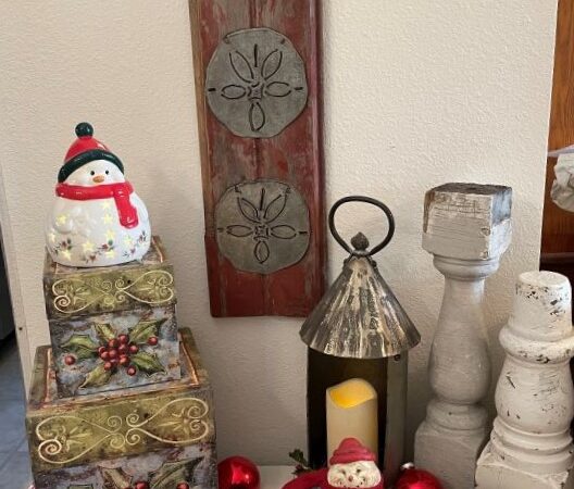Red, Rustic & Reclaimed Holiday Decorating Ideas