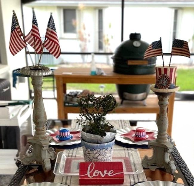 4th of July inspired tablescape